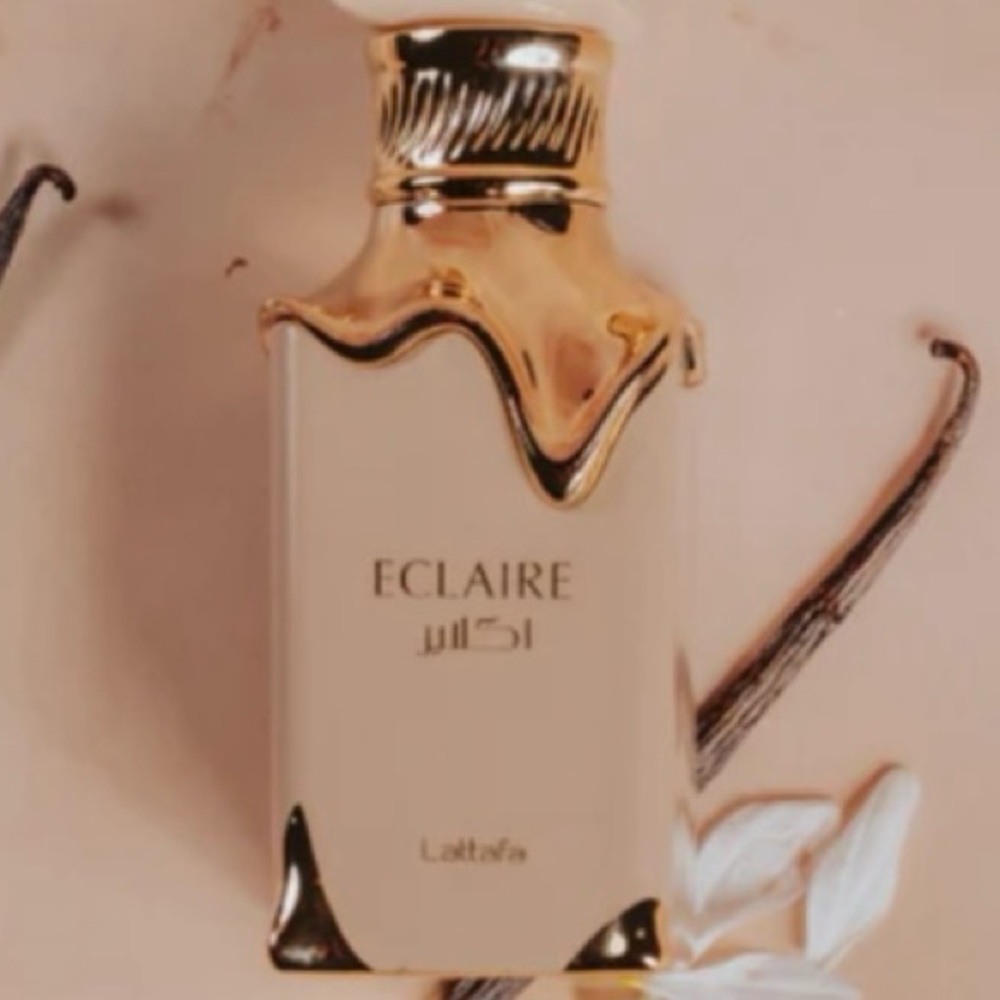 LATTAFA ECLAIRE Eau De Perfum 3.4 fl oz.